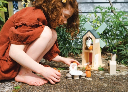 Młyn z myszkami, Tender Leaf Toys