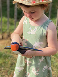 Przyjaciele - jaskółka i zajączek, drewniane figurki, Tender Leaf Toys