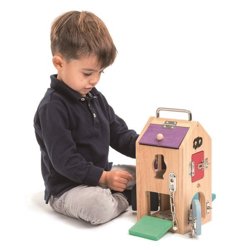 USZKODZONE OPAKOWANIE Drewniana zabawka manipulacyjna z zamkami - Domek Potworów, Tender Leaf Toys
